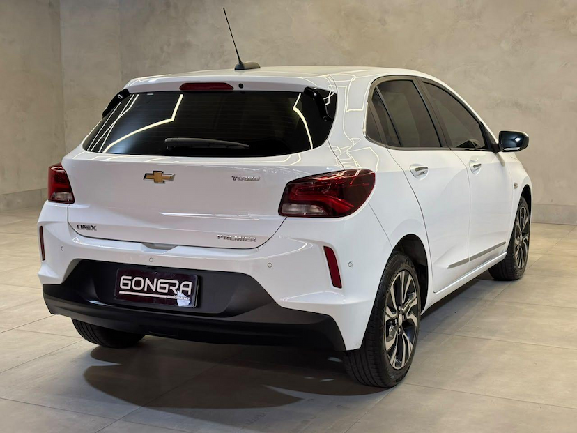 Foto do veículo CHEVROLET ONIX  1.0 PREMIER AUTOMÁTICO TURBO 2025 32.310 KM 94.900,00
