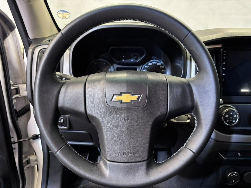 Foto do veículo CHEVROLET S10  LS DD4 2023 56.000 KM 148.900,00