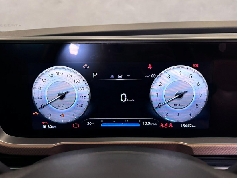 Foto do veículo HYUNDAI CRETA  1TA PLATINUM 2026 15.000 KM 159.900,00
