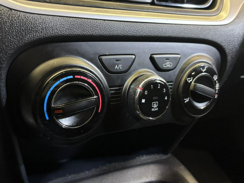 Foto do veículo HYUNDAI HB20  1.0 MT VISION 2022 74.935 KM 64.900,00