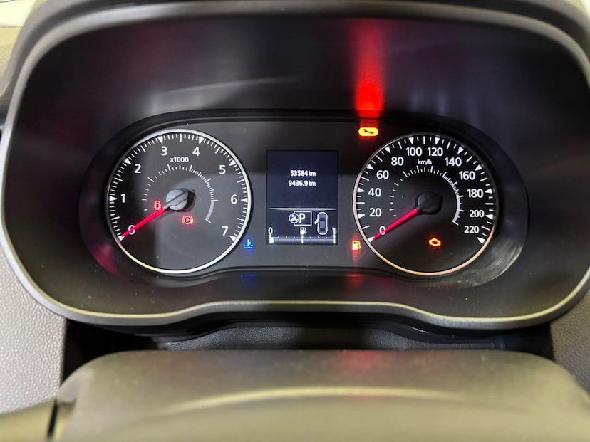 Foto do veículo RENAULT DUSTER  INT16 CVT 2024 54.000 KM 94.900,00