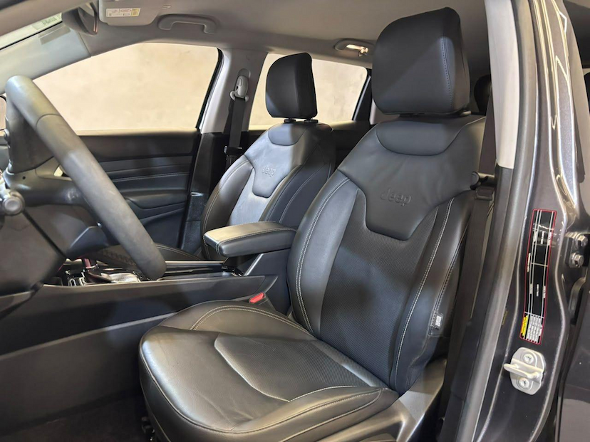 Foto do veículo JEEP COMPASS  LONGITUDE T 2026 41 KM 159.900,00