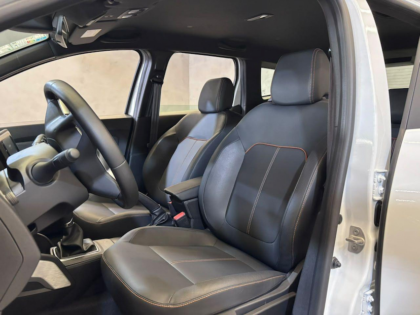 Foto do veículo RENAULT DUSTER  ICONIC UT TCE 2027 3.428 KM 132.900,00