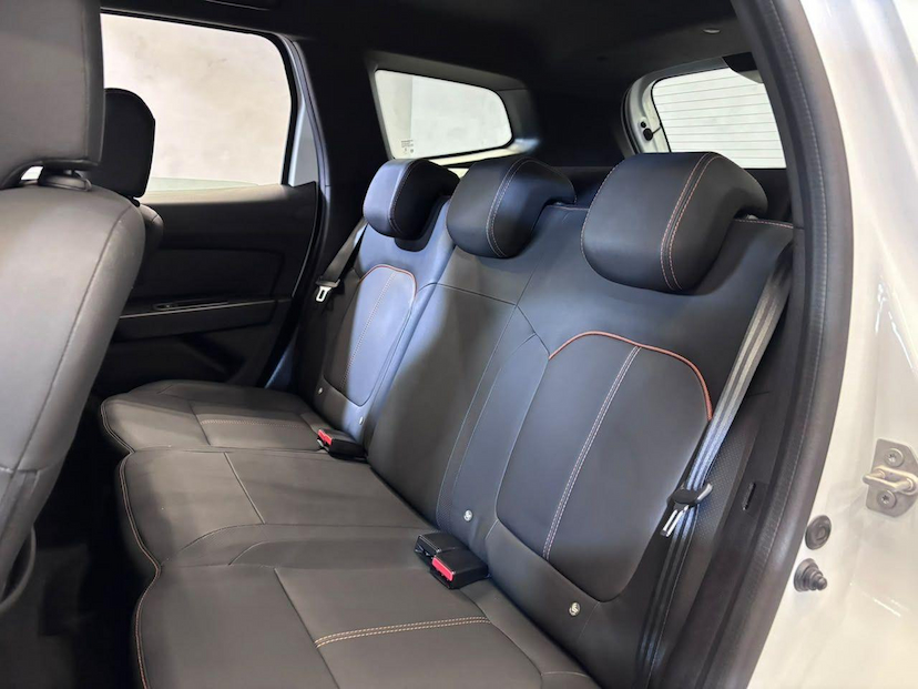 Foto do veículo RENAULT DUSTER  ICONIC UT TCE 2027 3.428 KM 132.900,00