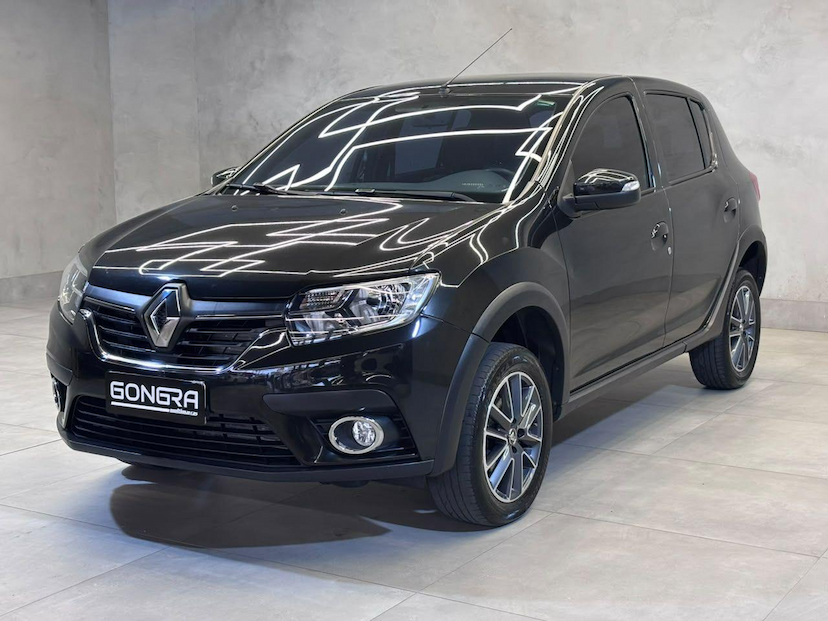 Foto do veículo RENAULT SANDERO  INT16CVT 2022 38.000 KM 76.900,00