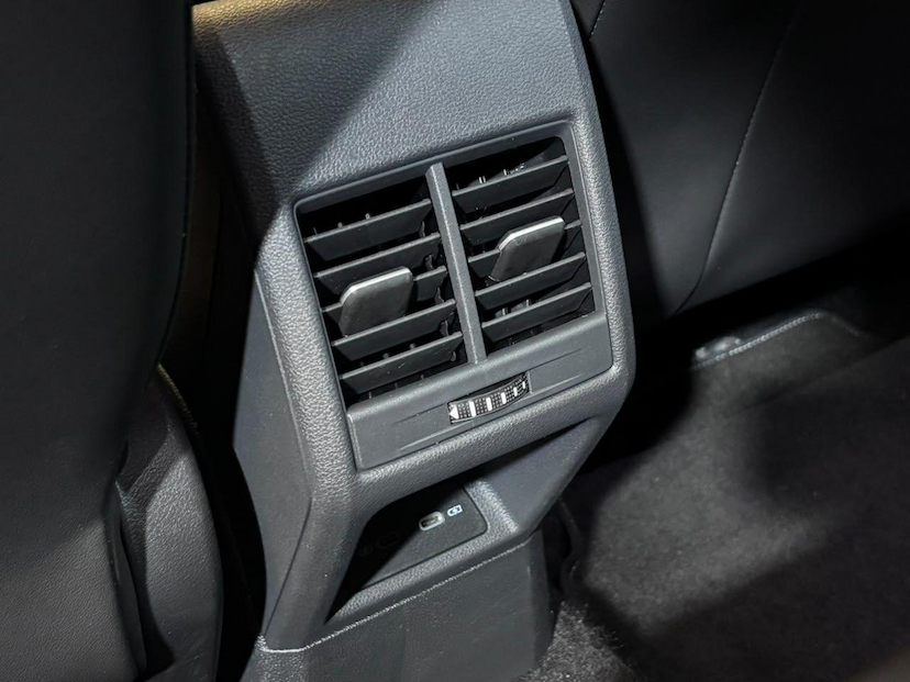 Foto do veículo VOLKSWAGEN NIVUS  HL TSI 2026 15.199 KM 138.900,00