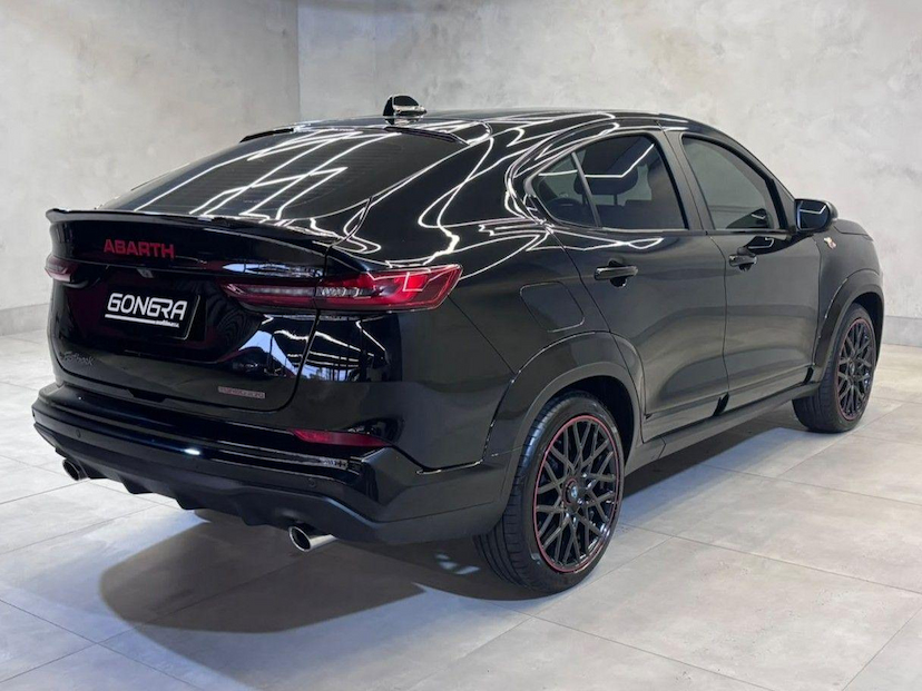 Foto do veículo FIAT FASTBACK  ABARTH T270 AT FLEX 2025 13.000 KM 132.900,00