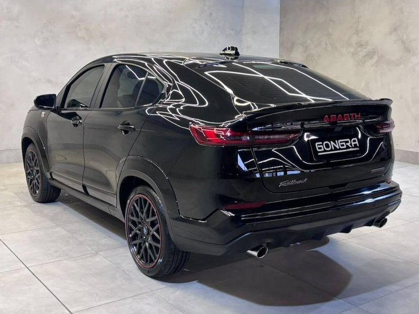 Foto do veículo FIAT FASTBACK  ABARTH T270 AT FLEX 2025 13.000 KM 132.900,00