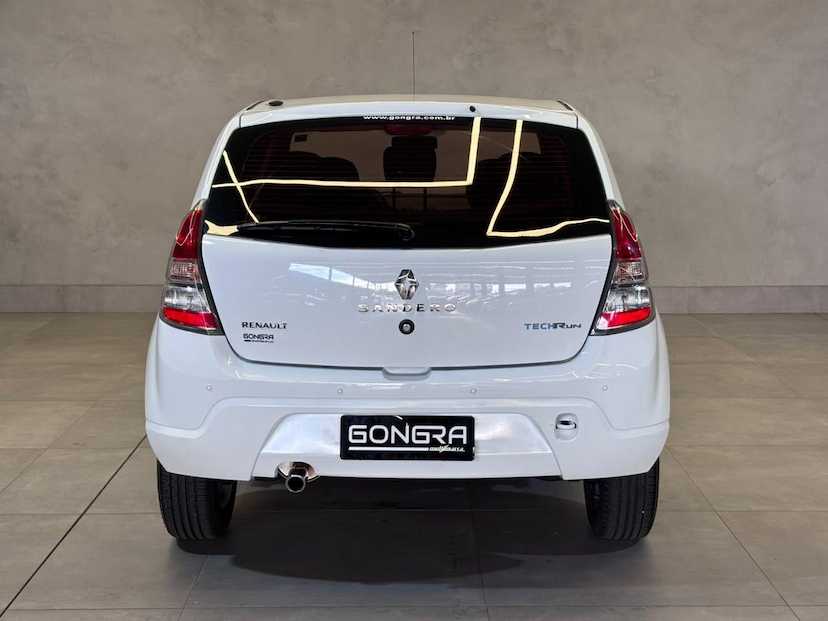 Foto do veículo RENAULT SANDERO  TECH RUN HI-FLEX 1.0 16V 5P 2014 106.400 KM 39.900,00