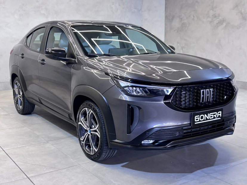 Foto do veículo FIAT FASTBACK  IMPETUS HY 2025 7.993 KM 119.900,00
