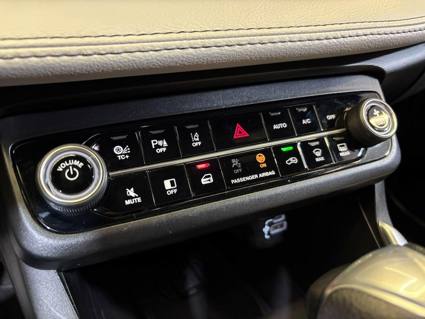 Foto do veículo FIAT FASTBACK  IMPETUS HY 2025 7.993 KM 119.900,00