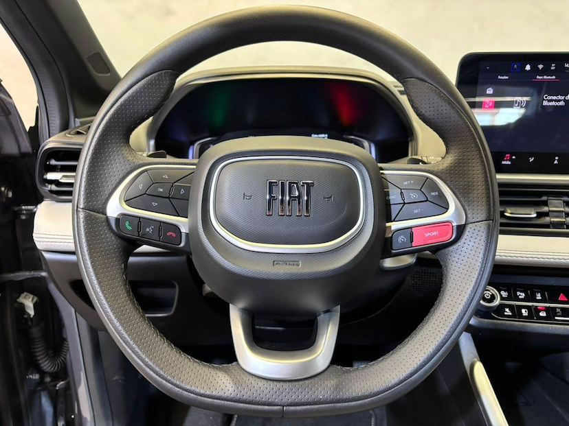 Foto do veículo FIAT FASTBACK  IMPETUS HY 2025 7.993 KM 119.900,00