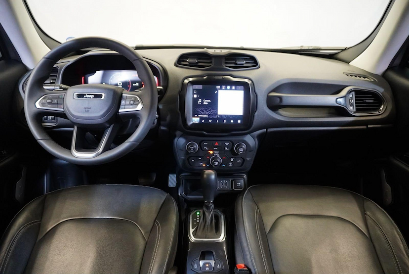 Foto do veículo JEEP RENEGADE  LGTD T270 2023 21.300 KM 102.900,00