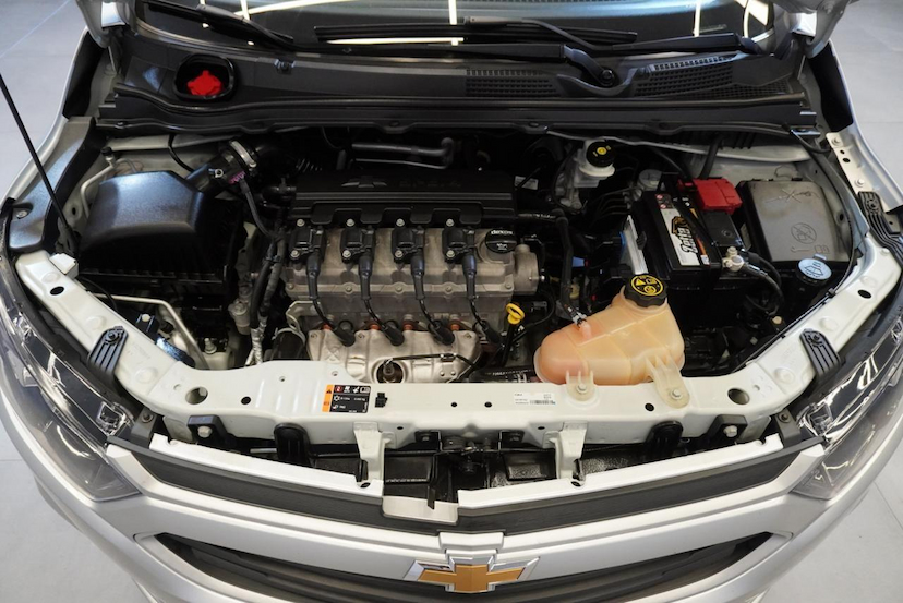 Foto do veículo Chevrolet Onix 1.4 MPFI LT 8V FLEX 4P MANUAL 2018 86.000 KM R$ 60.900,00