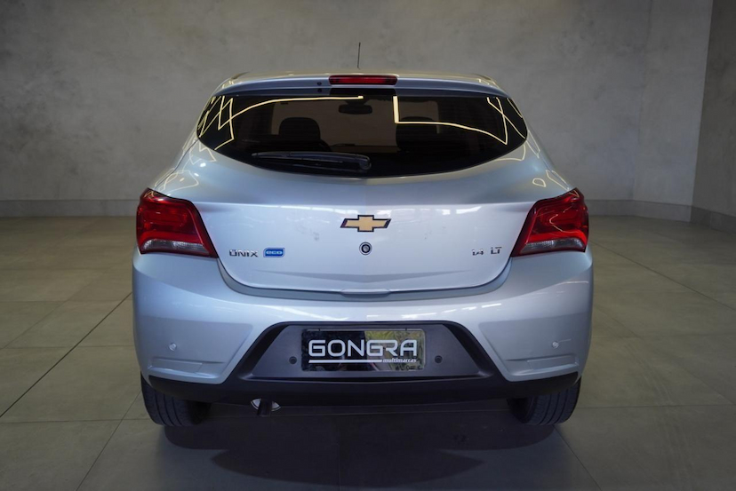 Foto do veículo Chevrolet Onix 1.4 MPFI LT 8V FLEX 4P MANUAL 2018 86.000 KM R$ 60.900,00