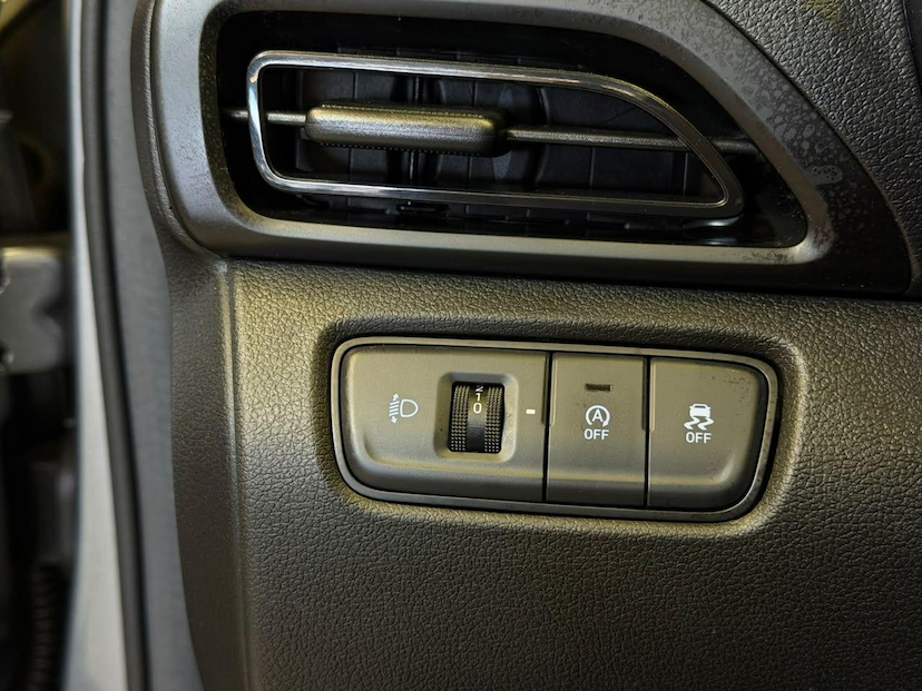 Foto do veículo Hyundai HB20 1.0 TGDI FLEX COMFORT AUTOMÁTICO 2025 7.625 KM R$ 93.900,00