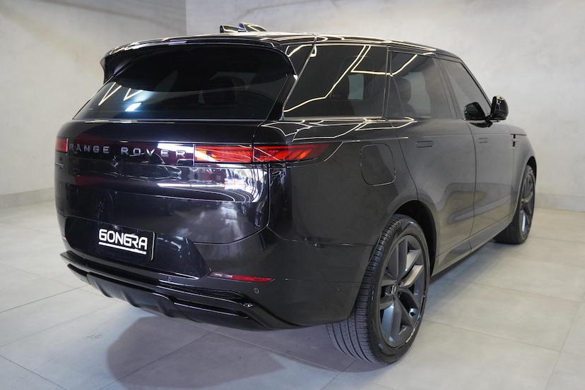 Foto do veículo LAND ROVER RANGE ROVER SPORT 3.0 LR RRS D350 HSED 2024 18.104 KM R$ 728.900,00