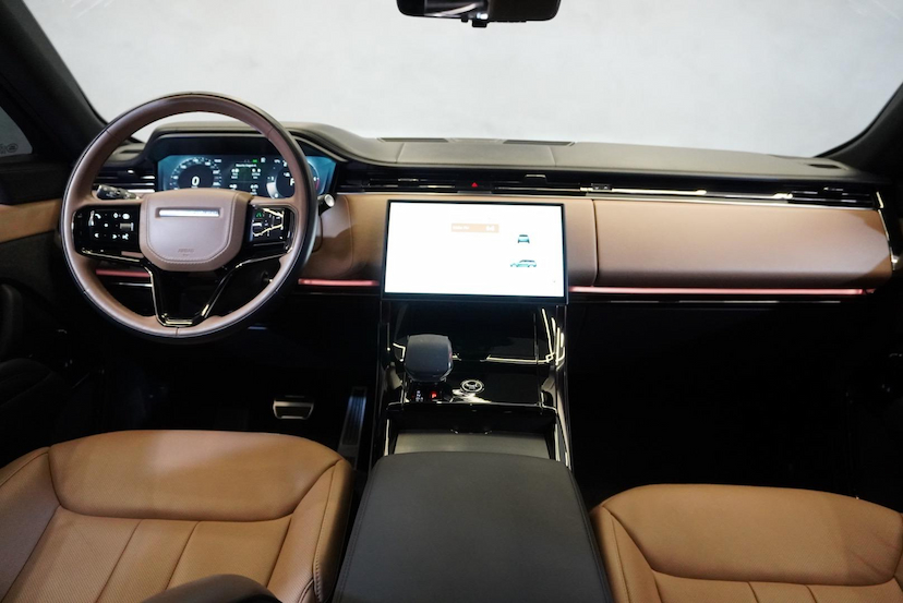 Foto do veículo LAND ROVER RANGE ROVER SPORT 3.0 LR RRS D350 HSED 2024 18.104 KM R$ 728.900,00