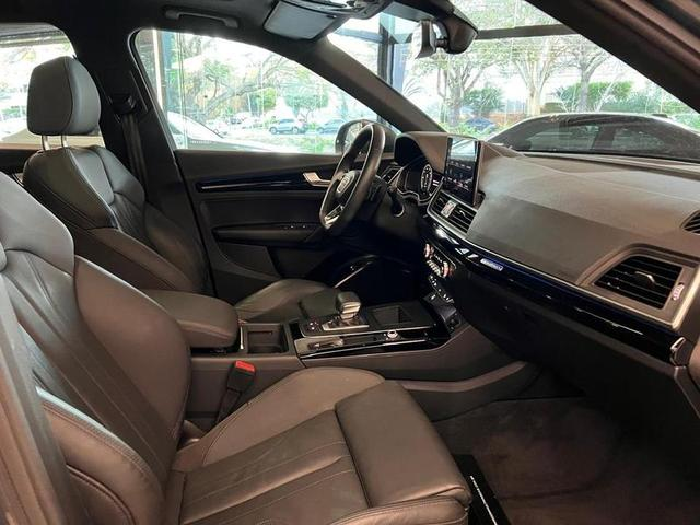 Foto do veículo AUDI Q5  PHEV PERFORMANCE BLACK 2.0 TFSI E 367CV S TRONIC QUATTRO 2022 11.340 KM 379.000,00