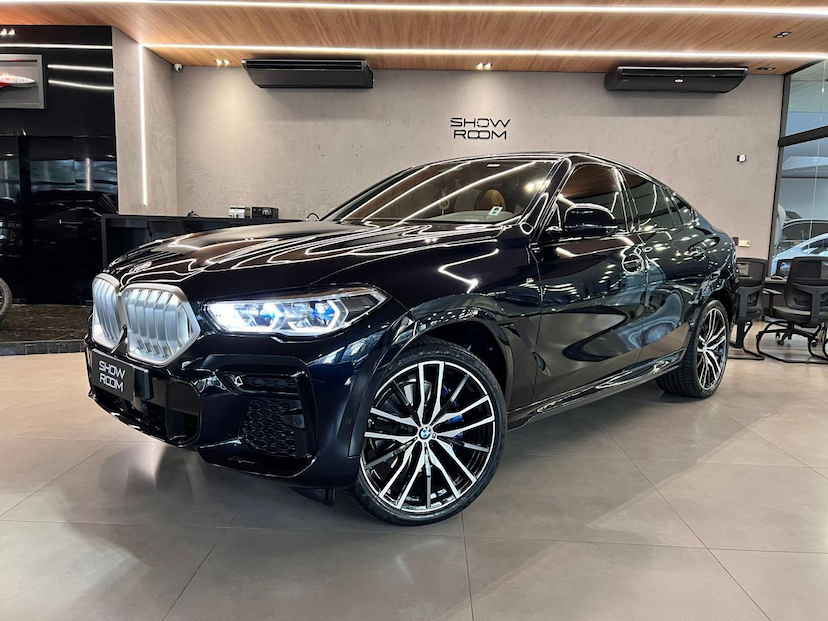 Foto do veículo BMW X6  XDRIVE 40I 2023 40.200 KM 500.000,00
