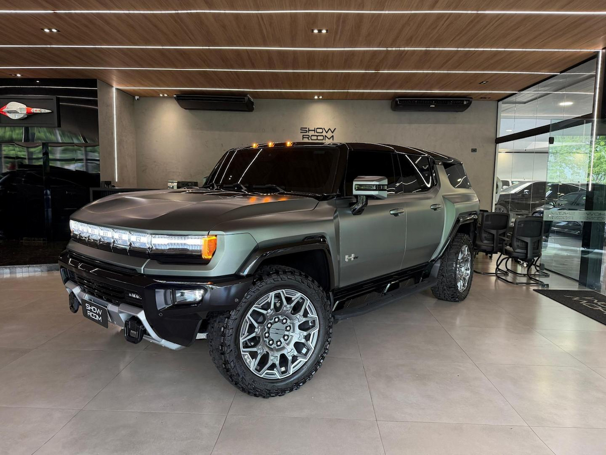 Foto do veículo GMC HUMMER  EV EDITION 1 2023/2024 2.400 KM R$ 1.155.000,00