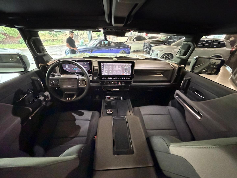 Foto do veículo GMC HUMMER  EV EDITION 1 2024 2.400 KM 1.155.000,00