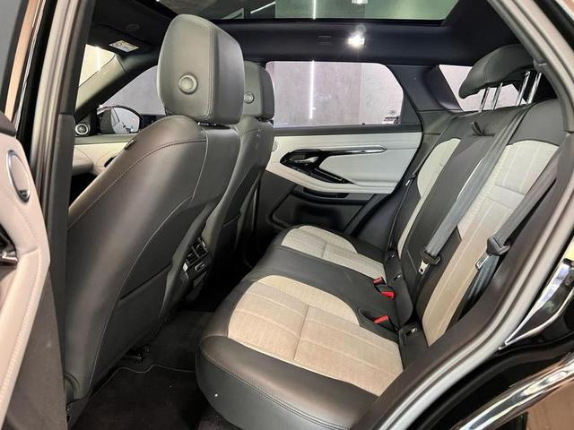 Foto do veículo LAND ROVER RANGE ROVER EVOQUE P250FF HSERD 2022 23.000 KM 300.000,00