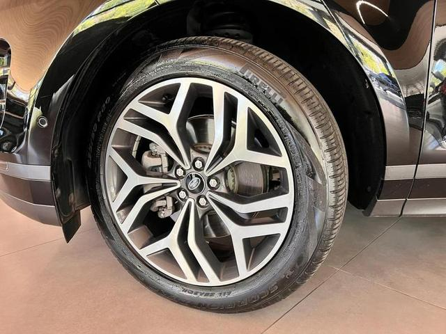 Foto do veículo LAND ROVER RANGE ROVER EVOQUE P250FF HSERD 2022 23.000 KM 300.000,00