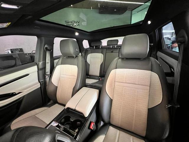 Foto do veículo LAND ROVER RANGE ROVER EVOQUE P250FF HSERD 2022 23.000 KM 300.000,00