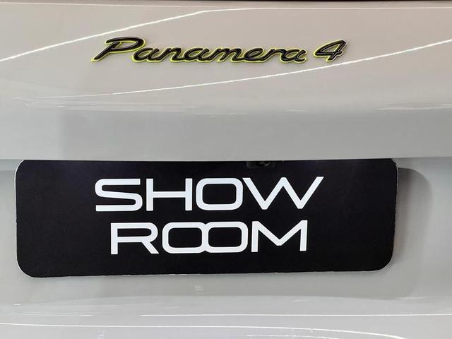Foto do veículo PORSCHE PANAMERA  4 E-HYBRID 2023 4.300 KM 729.000,00