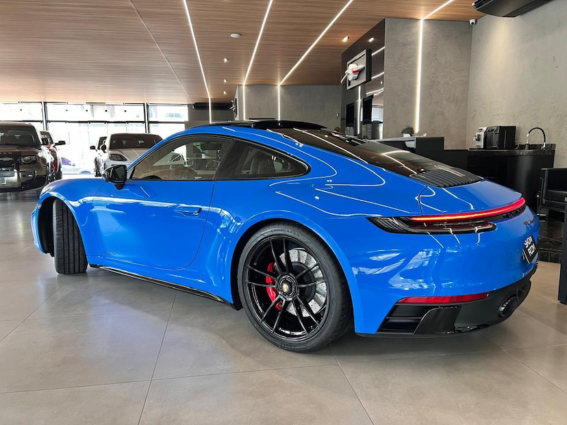 Foto do veículo PORSCHE 911  GTS 2024 1.700 KM 1.099.000,00