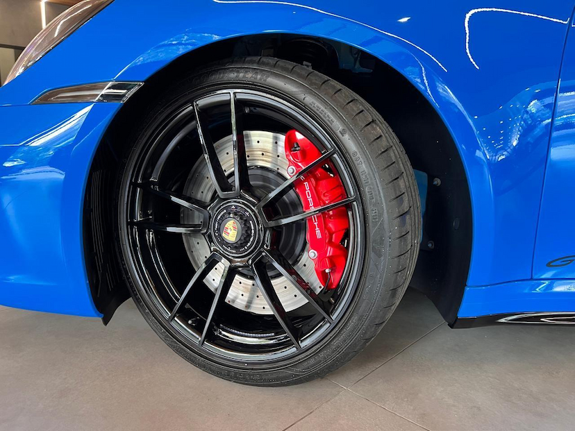 Foto do veículo PORSCHE 911  GTS 2024 1.700 KM 1.099.000,00