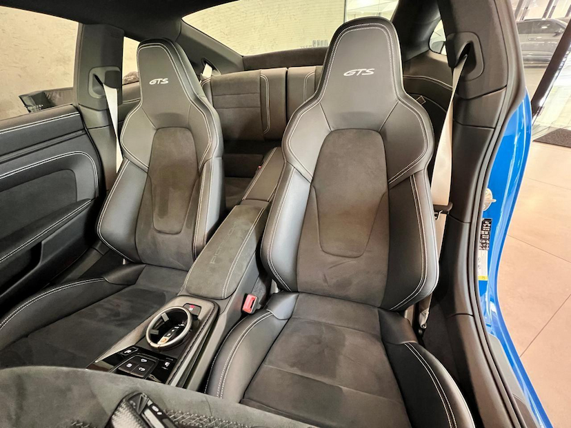 Foto do veículo PORSCHE 911  GTS 2024 1.700 KM 1.099.000,00