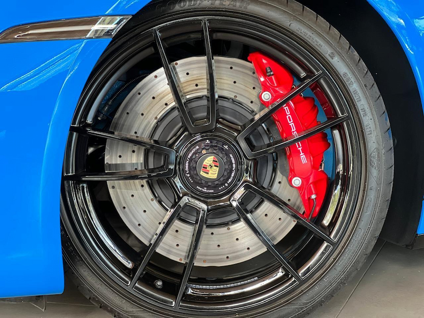 Foto do veículo PORSCHE 911  GTS 2024 1.700 KM 1.099.000,00