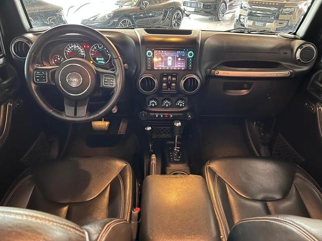 Foto do veículo JEEP WRANGLER  ULT 3.6L 2015 47.735 KM 289.000,00