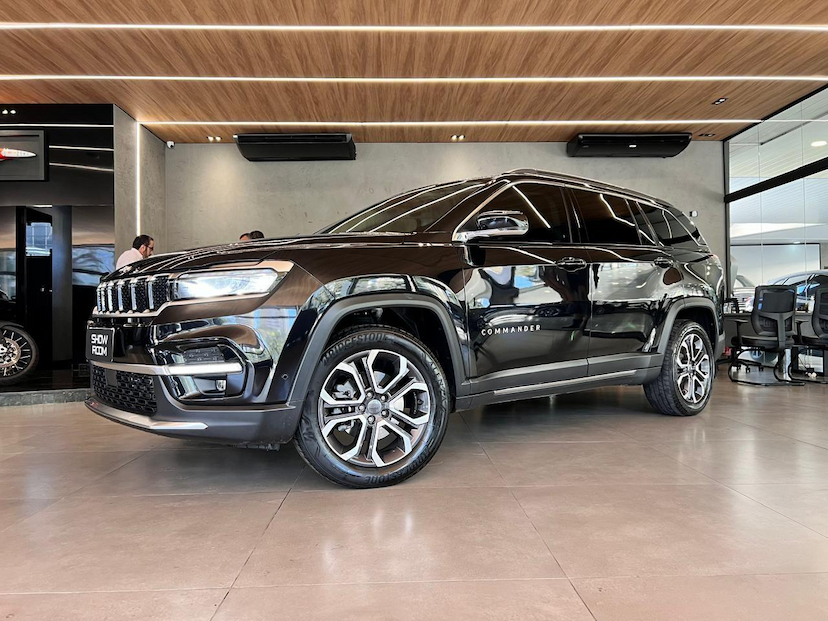 Foto do veículo JEEP COMMANDER  LIM T270 2022 49.421 KM 159.000,00