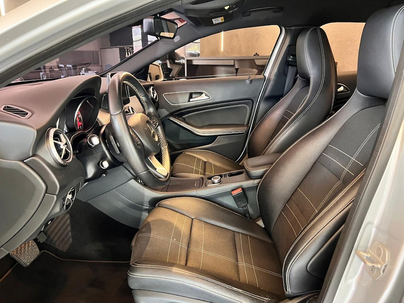 Foto do veículo MERCEDES-BENZ GLA 200  2016 63.459 KM 109.000,00
