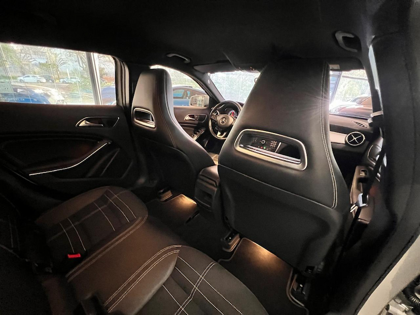 Foto do veículo MERCEDES-BENZ GLA 200  2016 63.459 KM 109.000,00