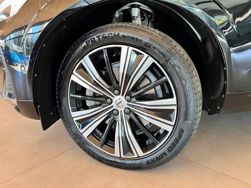 Foto do veículo VOLVO XC60  T8 INSCRIPT 2022 53.867 KM 279.000,00