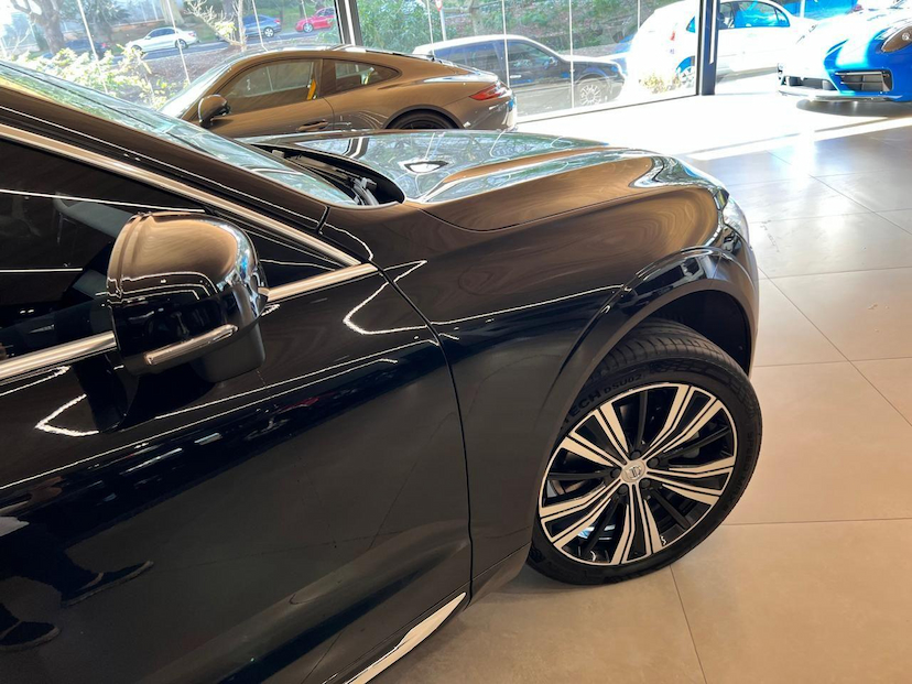 Foto do veículo VOLVO XC60  T8 INSCRIPT 2022 53.867 KM 279.000,00