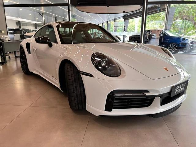 Foto do veículo PORSCHE 911  TURBO S 2021 18.465 KM 1.330.000,00