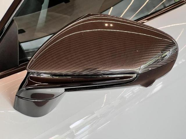 Foto do veículo PORSCHE 911  TURBO S 2021 18.465 KM 1.330.000,00