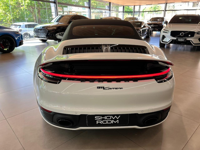 Foto do veículo PORSCHE 911  CARRERA CONVERSIVEL 2024 4.000 KM 999.000,00