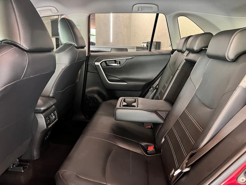 Foto do veículo TOYOTA RAV4 H S AWD CNT 2020 49.408 KM 168.000,00