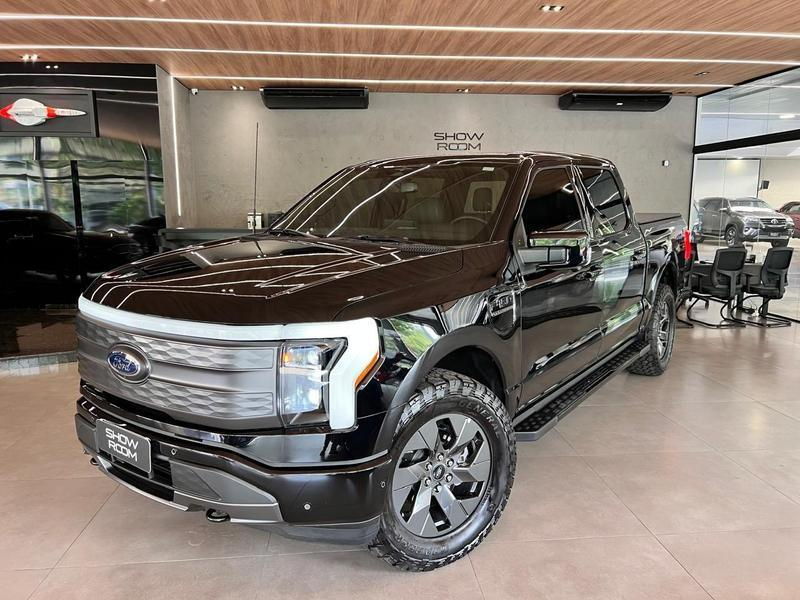 Foto do veículo FORD F-150 F-150 LIGHTNING 2022/2023 27.800 KM R$ 699.000,00