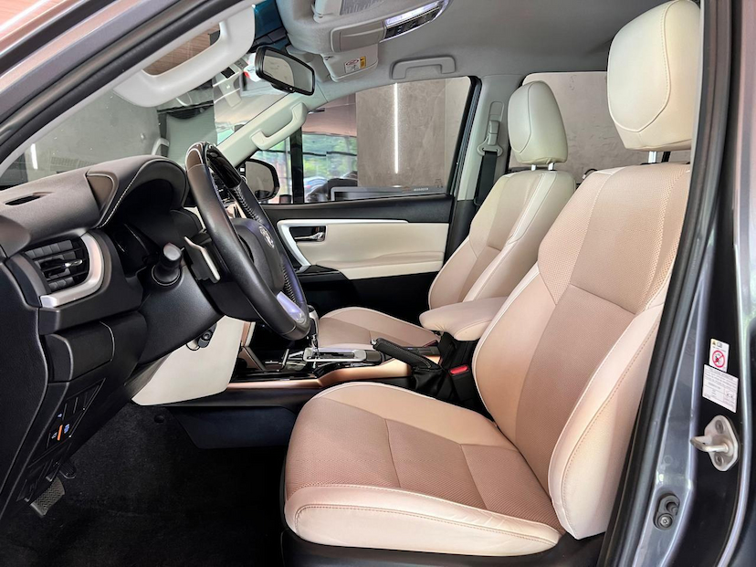 Foto do veículo TOYOTA HILUX  SWDMDA4JD 2019 69.900 KM 255.000,00