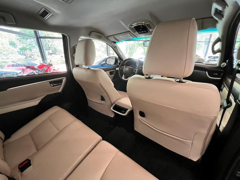 Foto do veículo TOYOTA HILUX  SWDMDA4JD 2019 69.900 KM 255.000,00