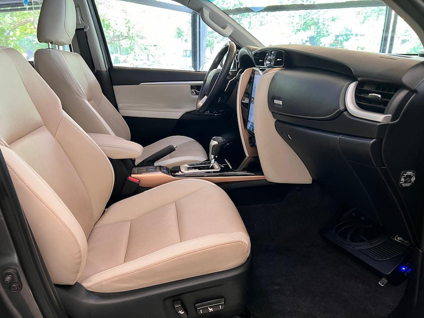 Foto do veículo TOYOTA HILUX  SWDMDA4JD 2019 69.900 KM 255.000,00