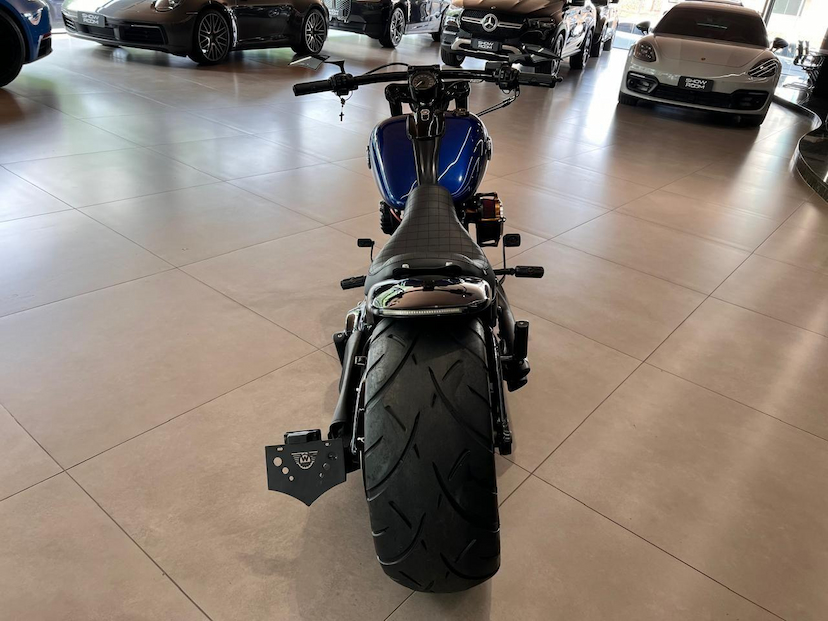 Foto do veículo HARLEY-DAVIDSON SOFTAIL BREAKOUT  BREAKOUT FXSB 2015 6.500 KM 82.000,00