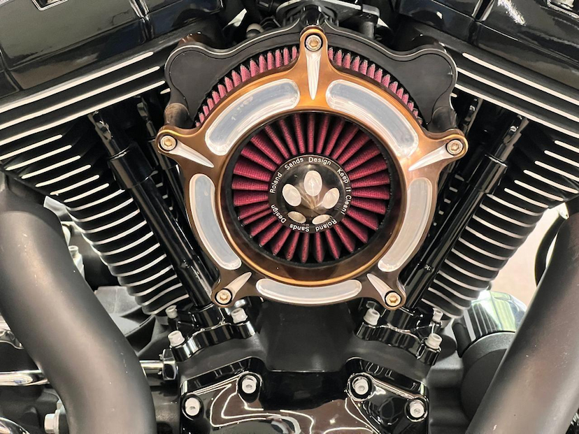 Foto do veículo HARLEY-DAVIDSON SOFTAIL BREAKOUT  BREAKOUT FXSB 2015 6.500 KM 82.000,00